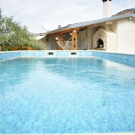 Oak House Holiday home