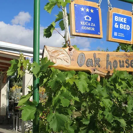 Oak House Zadvarje