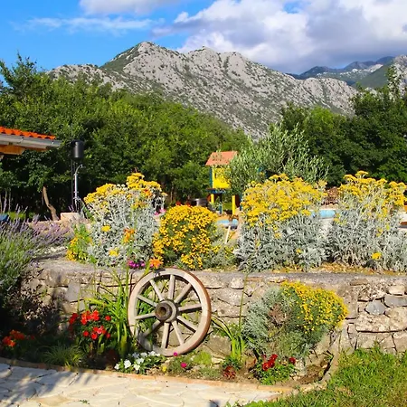 Oak House * Zadvarje